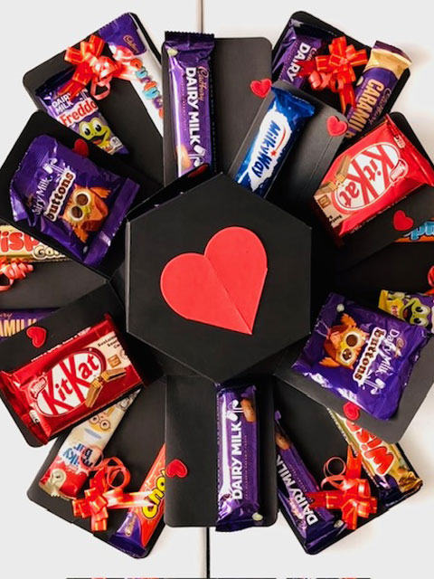 Valentine Selection Box, Fold Out Layer 2